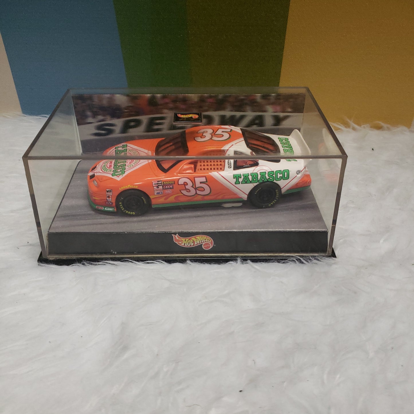 Hot Wheels Pro Racing Tod Bodine #35 Speedway 1/43 Scale Tabasco Race Car